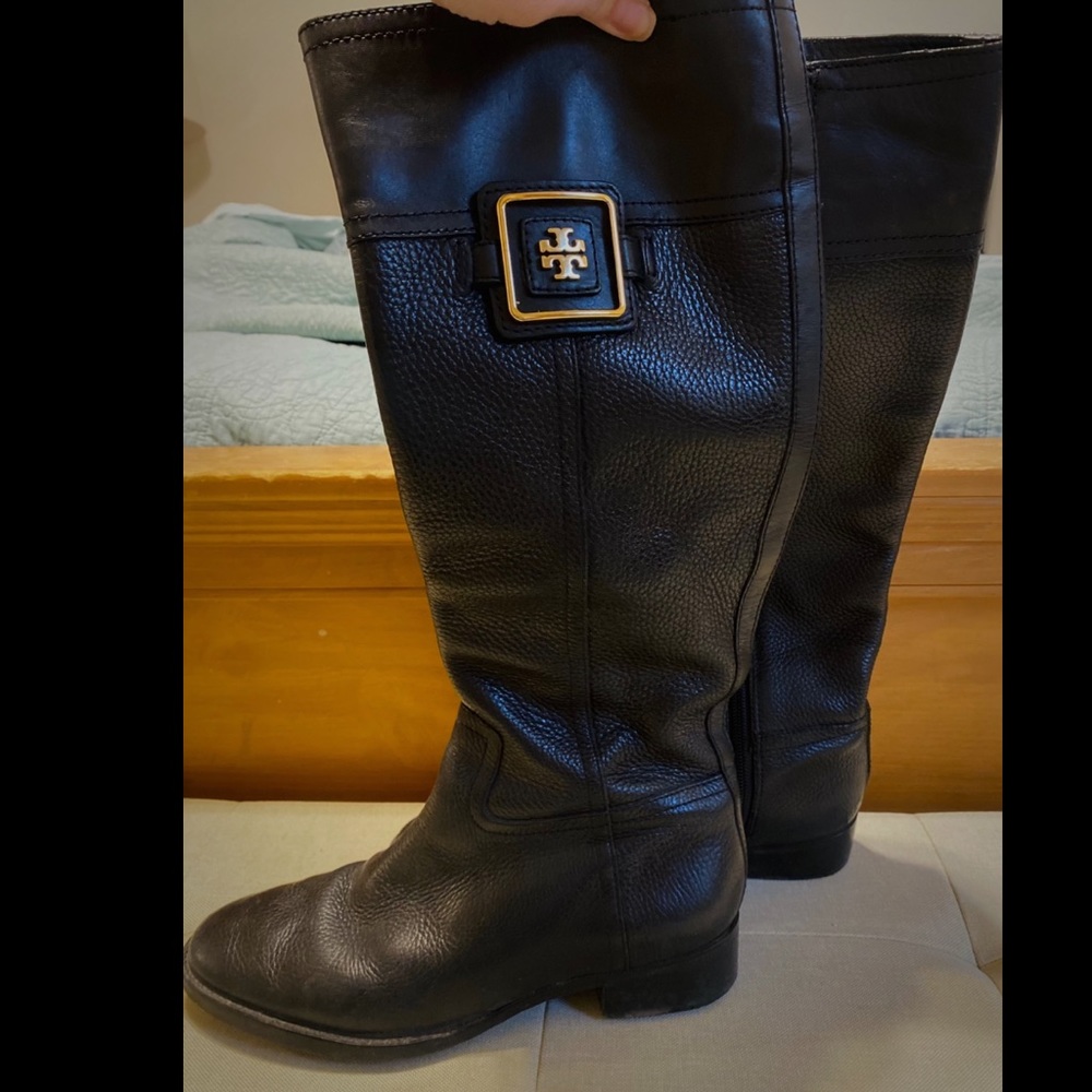 Excellent Condition Size 8 Tory Burch Boots